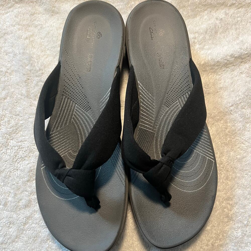 Clarks Cloudsteppers Cushioned sole Flip Flops Size 10